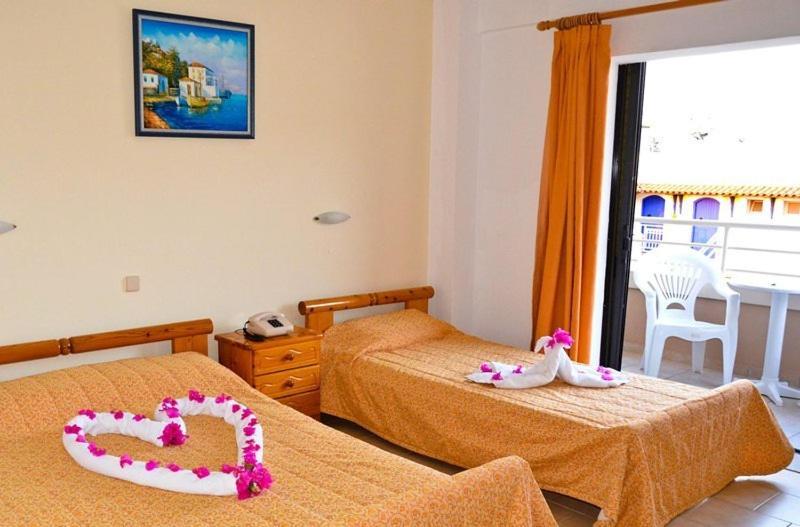 Niko Elen Hotel Sztalída Szoba fotó