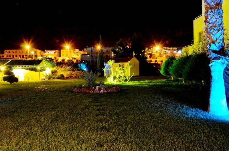 Niko Elen Hotel Sztalída Kültér fotó